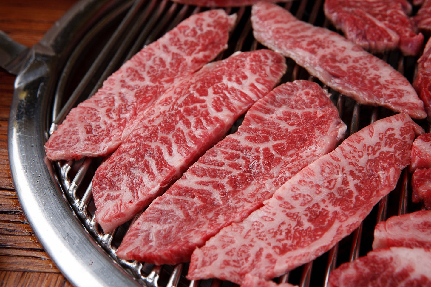 Hanwoo 1++ Kkotdeungsim Ribeye Strip Cut